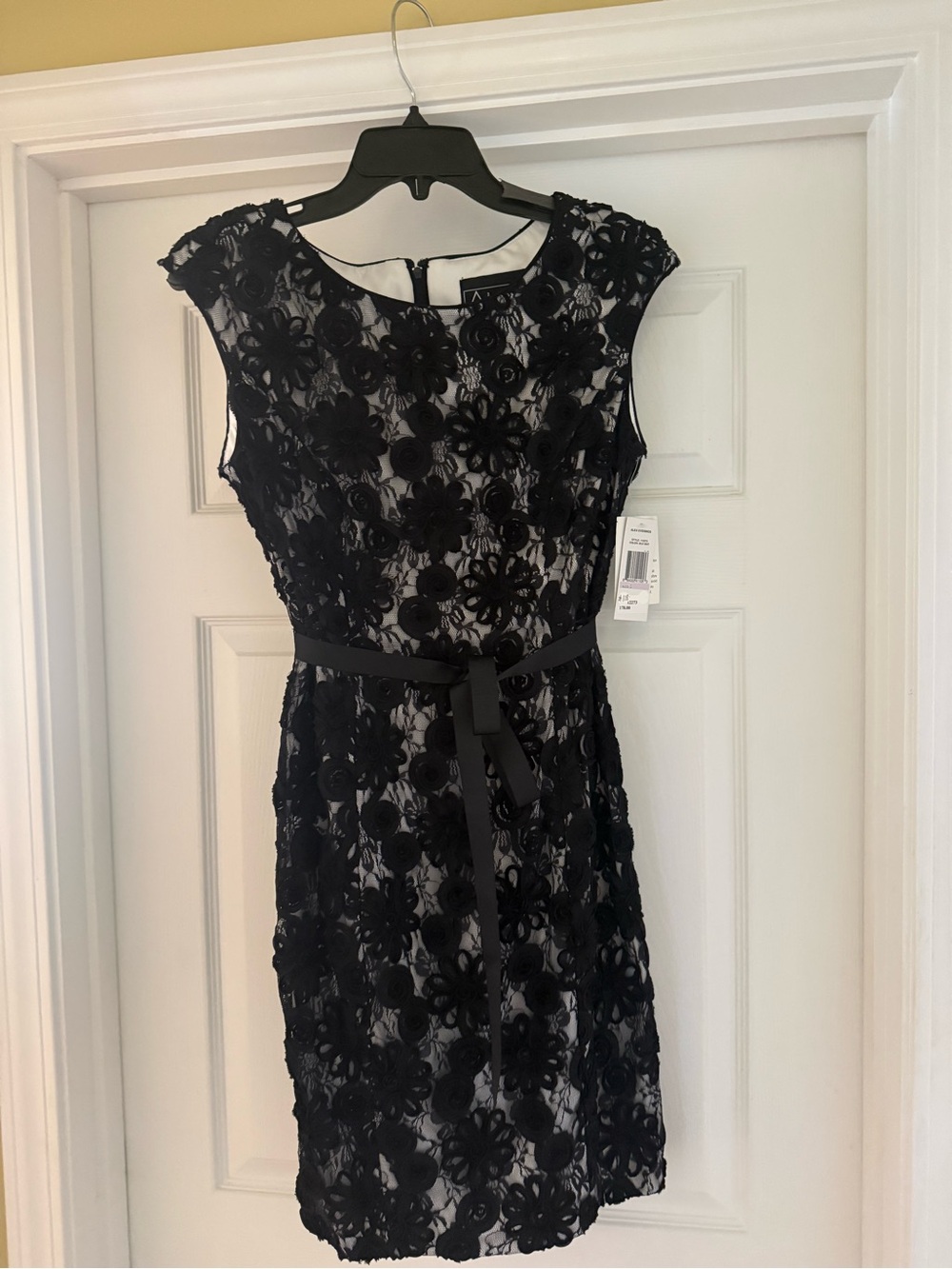 Alex Evenings Black Floral Lace Midi Dress with Belt